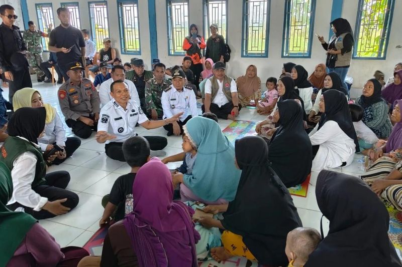 Bupati Konawe Prioritaskan Layanan Kesehatan Korban Banjir, Fogging Dipercepat