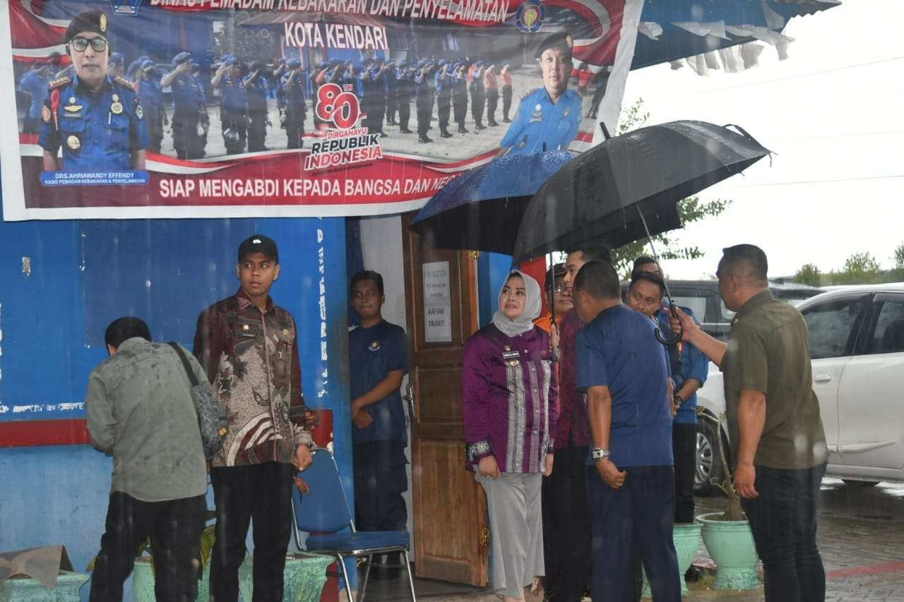 Jelang Libur Nataru, Wali Kota Kendari Sidak Kesiapan BPBD hingga RSUD