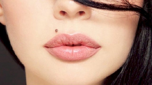 Jangan Disepelekan, Ini Makna Tahi Lalat di Bibir Menurut Primbon