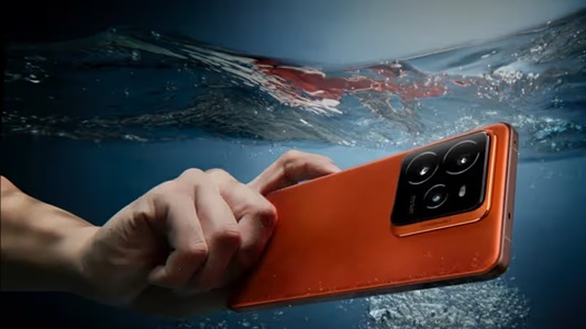 Realme GT8 Pro Hadir 20 November: Snapdragon 8 Elite Gen 5, 16GB RAM, dan Layar 2K Super Terang