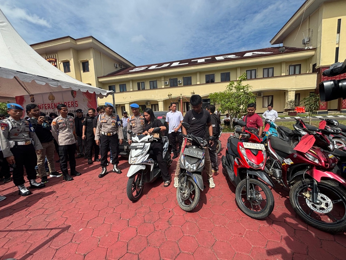 Polda Sultra Kembalikan Motor Curian ke Pemilik, Usai Bongkar Sindikat Curanmor