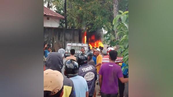 Mobil Bermuatan BBM Ilegal Meledak di Baubau, Begini Kondisi Sopirnya