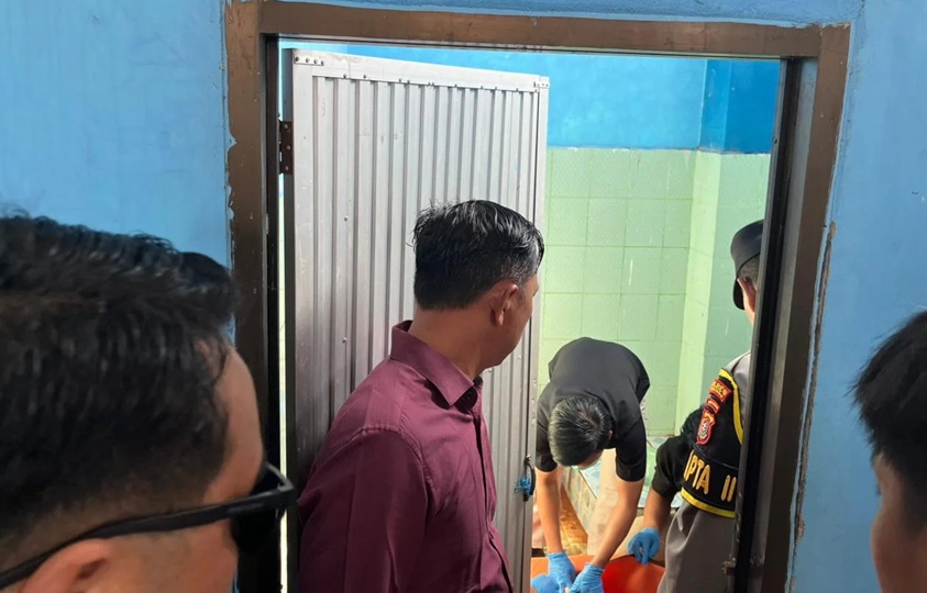 Geger! Mayat Pria Tanpa Busana Ditemukan di Kamar Mandi Masjid Babussalam Unaaha