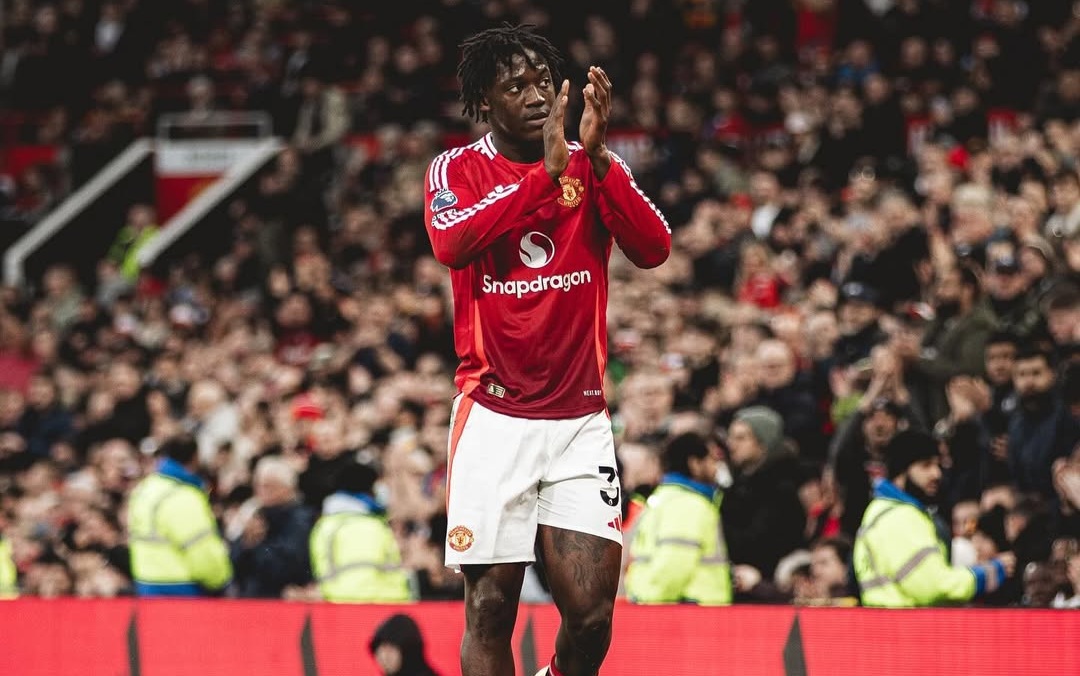 Kobbie Mainoo Masuk Daftar Belanja Napoli: MU Dilema Soal Masa Depannya!