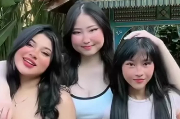 Video Terbaru Aksi MsBreewc dengan Sesama Wanita Jadi Sorotan Netizen
