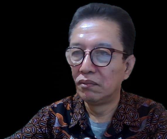 Perbedaan Pendekatan Kebijakan: China Mendukung Peniru, Indonesia Menindak Pengrajin