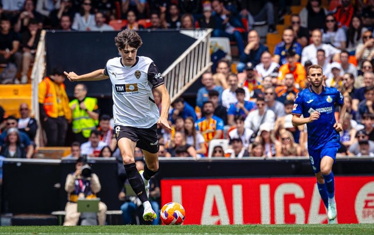 Harapan Manchester United Dapatkan Javi Guerra dari Valencia Kandas