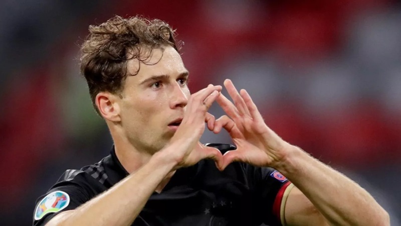 Masa Depan Leon Goretzka Memanas: Leverkusen Mengintip, Klub Elite Eropa Siaga