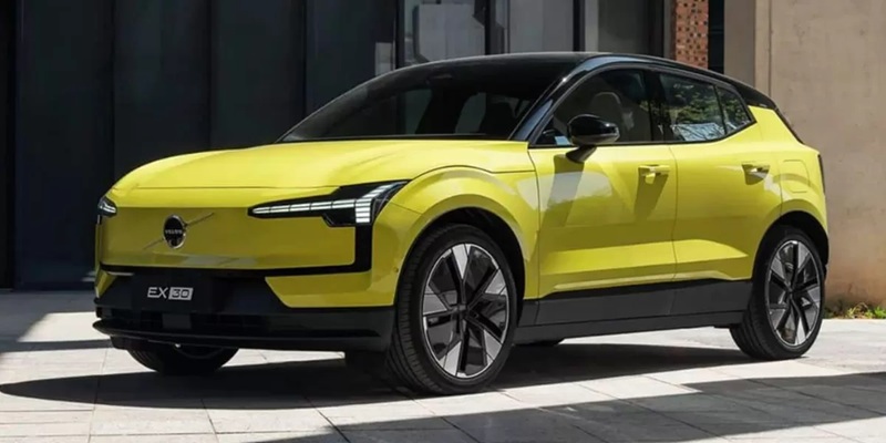 Volvo Tarik 40.000 Unit SUV Listrik EX30 Akibat Risiko Baterai Terbakar