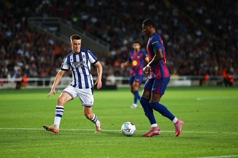 Manchester United Tegas, Barcelona Pusing Amankan Rashford