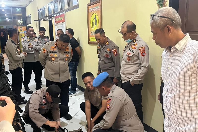 Mendadak! Gudang Senjata Api Polres Buton Diperiksa