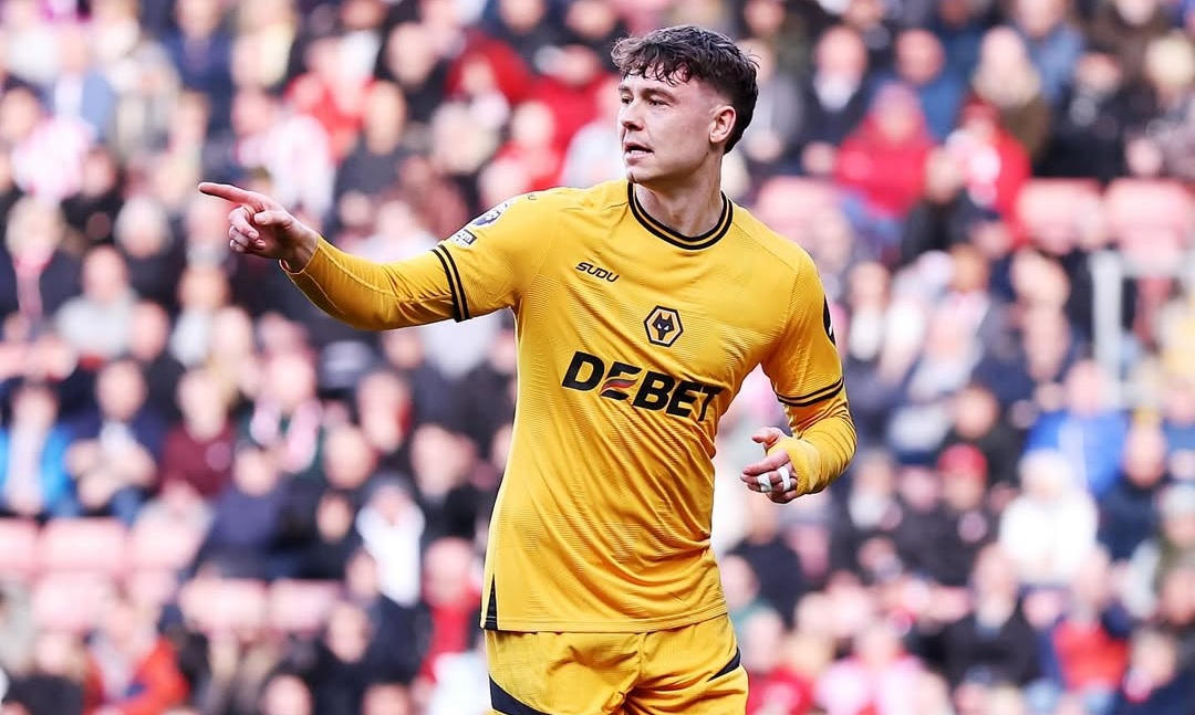 Wolves Pasang Harga Baru Jorgen Strand Larsen