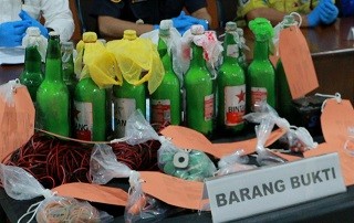 Bawa 14 Botol Bom Ikan, Nelayan Konawe Ditangkap 