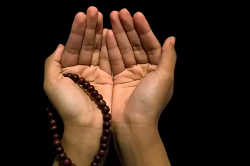 5 Doa Penglaris Dagangan Paling Ampuh Sesuai Sunnah Nabi: Bikin Dagangan Laris & Rezeki Mengalir!