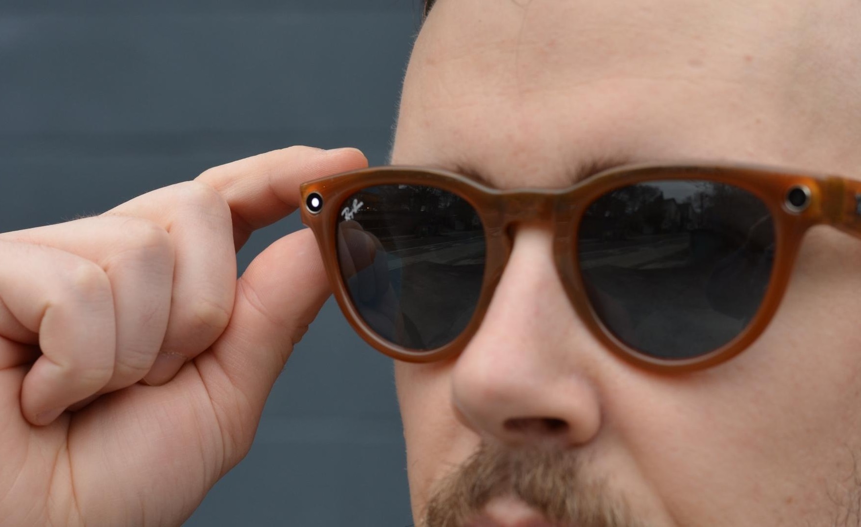  Fitur AI di Kacamata Ray-Ban Meta Tetap Gratis, Ini Alasannya