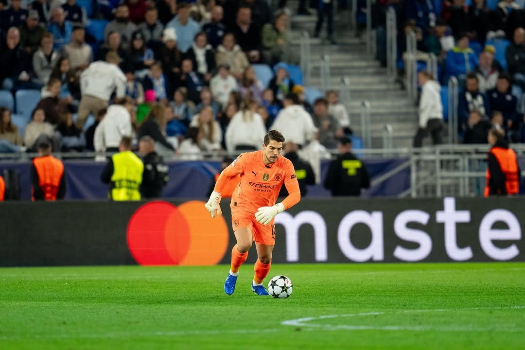 Stefan Ortega Tinggalkan Man City, Perjalanan Baru Kiper Bermental Juara