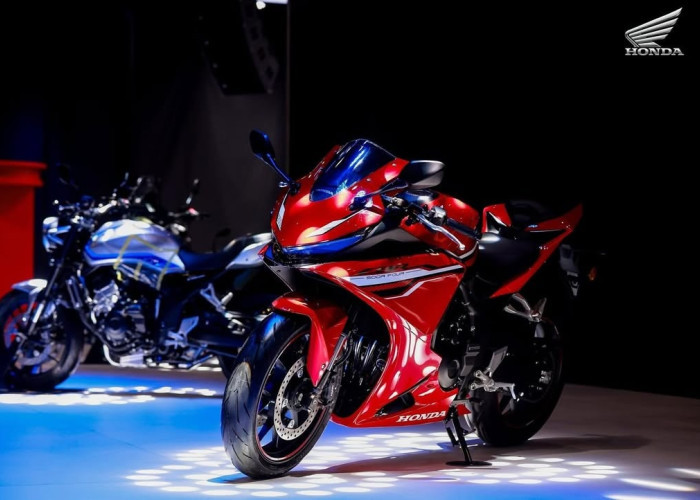 Simfoni Empat Silinder Kembali! Honda CBR500R Four Guncang Dunia di China