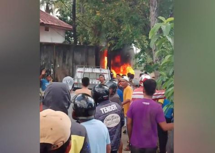 Mobil Bermuatan BBM Ilegal Meledak di Baubau, Begini Kondisi Sopirnya