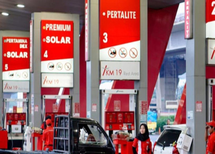 Urai Antrean Panjang, Pertamina Gelontorkan Stok BBM Ekstra dan Patroli SPBU Kendari
