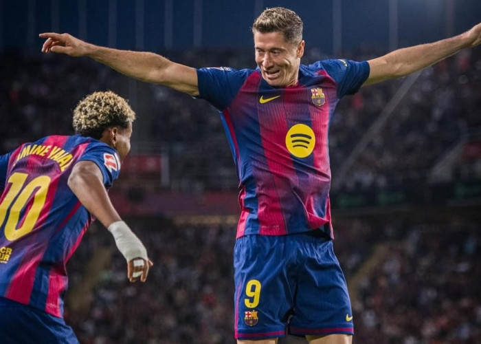 Robert Lewandowski Berpotensi Tutup Karier Bersama Messi Inter Miami