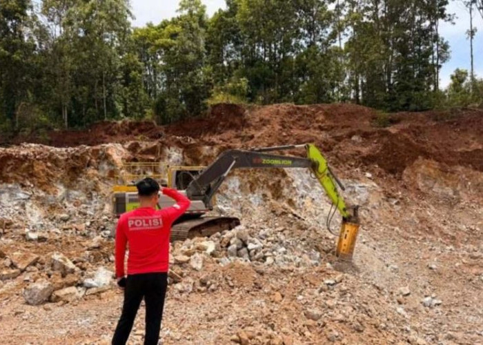 Polisi Bongkar Tambang Ilegal di Kolaka, 3 Ekskavator Disita, 1 Tersangka Diamankan