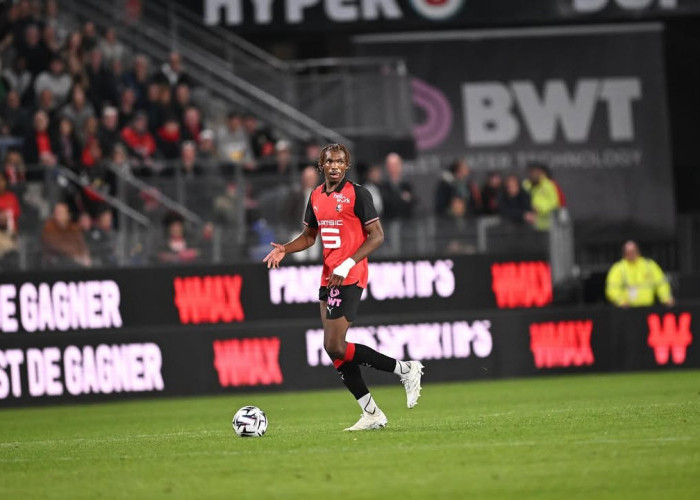 Jeremy Jacquet Pilih Liverpool, The Reds Siapkan Suksesor Van Dijk