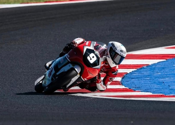 Veda Ega Pratama Start P4 di Moto3 Amerika 2026, Nyaris Front Row