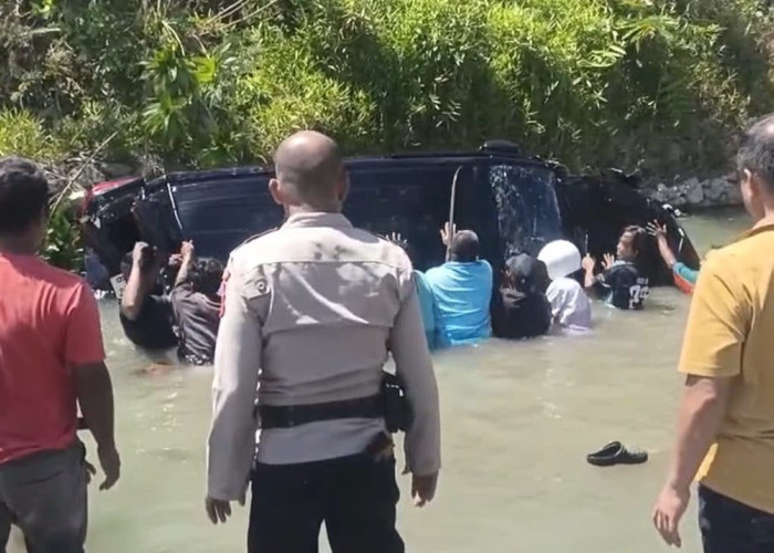 Viral Mobil Rombongan Ketua Pengadilan Agama Bombana Terjun ke Jurang di Muna, Begini Kondisi Penumpangnya