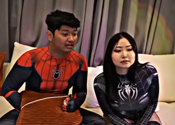 Viral! Video 7 Menit Ello MG dan MsBreewc di Kamar Mandi, Netizen Heboh Cari Video Aslinya