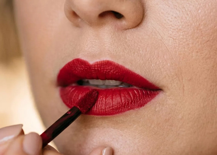 Siap Jadi Pusat Perhatian? Ini Pilihan Lipstik Merah Terbaik untuk Pesta Formal