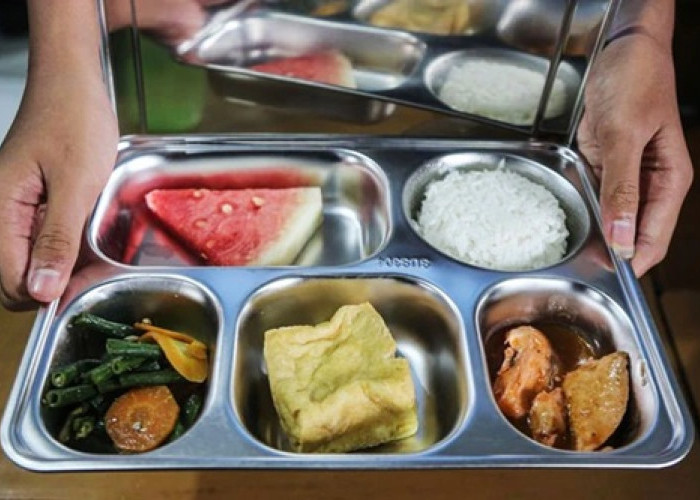 Pemkot Kendari Wajibkan SPPG Beli Bahan Baku MBG dari Warga Lokal