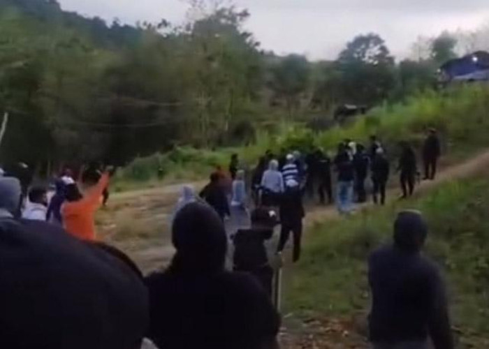 Bentrok Antarkelompok di Kapontori Buton Sultra Dipicu Berebut Lahan Tambang