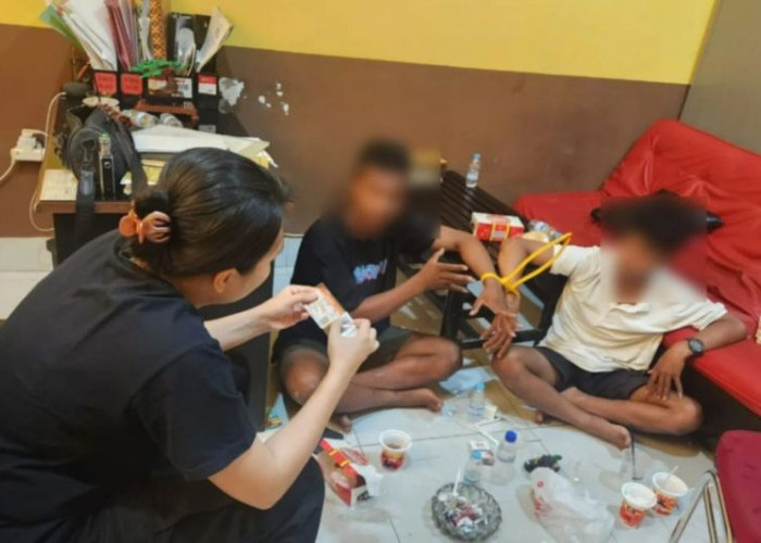 Polres Kolaka Bongkar Sindikat Pembuat SIM Palsu