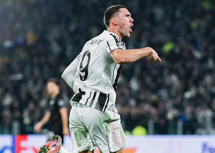 Dusan Vlahovic Jadi Target Utama Barcelona di Bursa Transfer