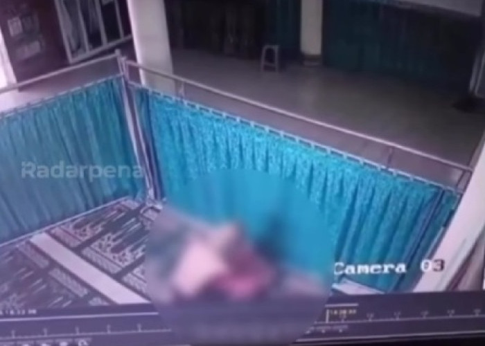 Miris! Wanita Lagi Salat Zuhur di Masjid Dilecehkan Terekam CCTV