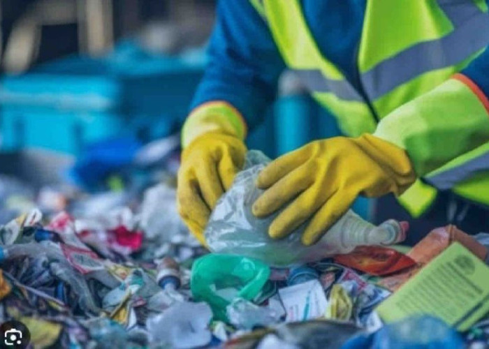 Siapkan Bank Sampah, Pemkot Kendari Wajibkan ASN Setor 2 Kg Sampah Plastik per Bulan