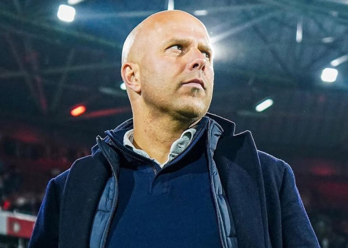 Nasib Arne Slot di Ujung Tanduk: Segini Biaya Fantastis Jika Liverpool Ingin Memecat!