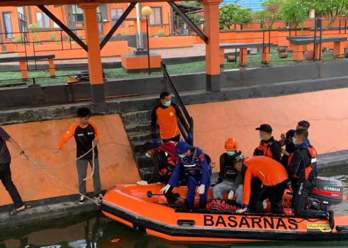 Duka di Bungkutoko, Tim SAR Temukan Pemancing yang Tenggelam di Perairan Kendari