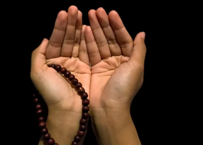 5 Doa Penglaris Dagangan Paling Ampuh Sesuai Sunnah Nabi: Bikin Dagangan Laris & Rezeki Mengalir!