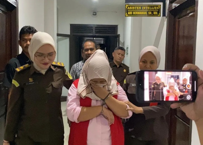Jadi Tersangka Baru Korupsi Tambang Nikel, Kejati Sultra Jebloskan Wanita Inisial PD ke Tahanan