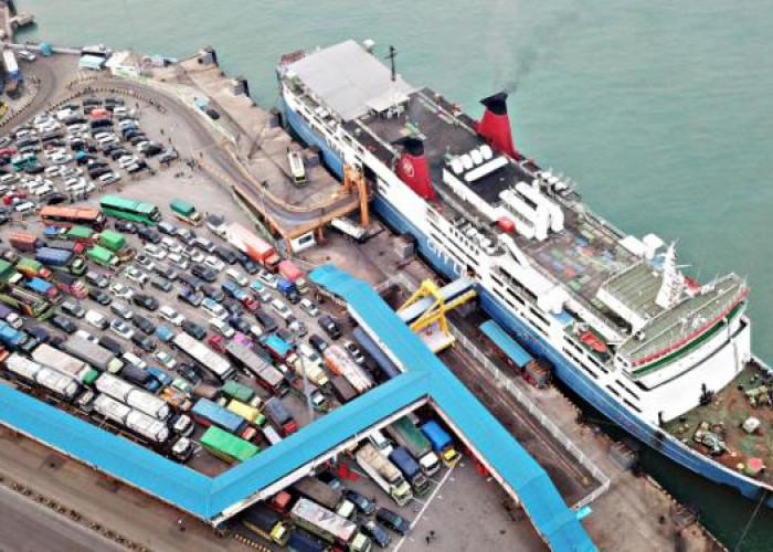 Mudik Lebaran 2026: Ribuan Kendaraan Padati Pelabuhan Torobulu Menuju Pulau Muna