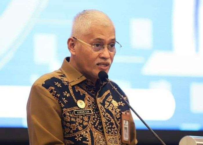Sekda Sultra Asrun Lio Dicecar 45 Pertanyaan Selama 4 Jam oleh Penyidik Kejati Soal Korupsi