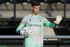 Robin Roefs Masuk Radar Tottenham, Berpotensi Pecahkan Rekor Transfer Kiper!