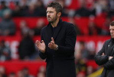 Martinez Bicara Blak-blakan Soal Perbedaan Michael Carrick dan Ruben Amorim